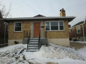 320 ATLAS DR, SAINT LOUIS, MO 63125 