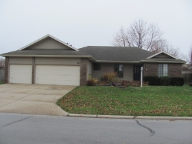 403 HILLCREST AVE, NIXA, MO 65714 