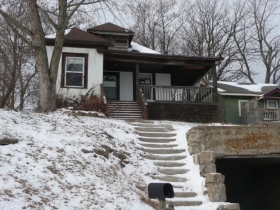 424 DUNBAR AVENUE, EXCELSIOR SPRINGS, MO 64024 