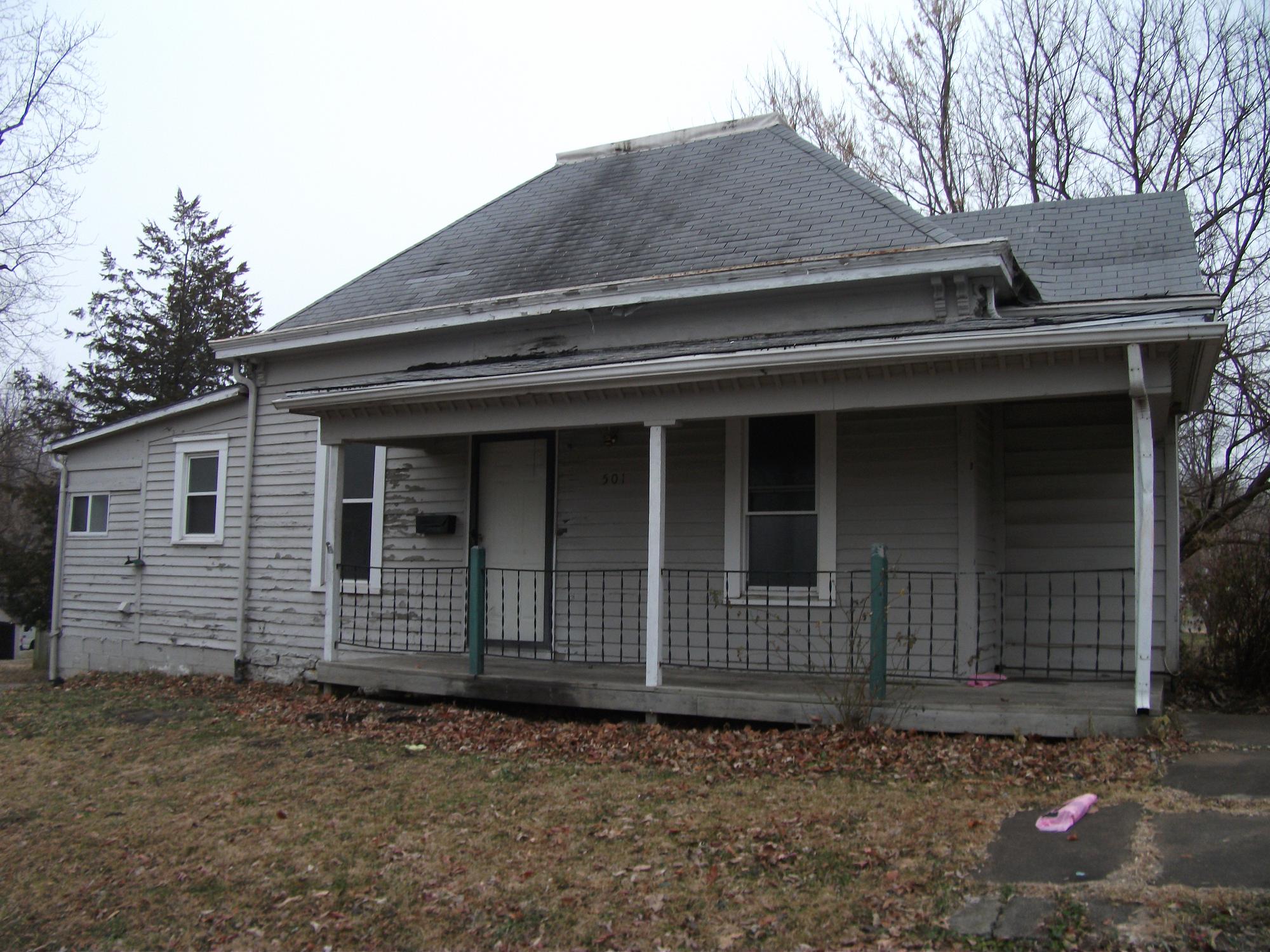 501 Liberty Dr, Liberty, MO 64068 