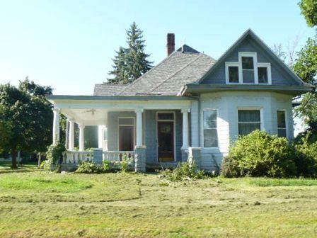 502 South Willow, GALLATIN, MO 64640 