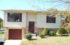 5261 CHIPPENDALE LN, IMPERIAL, MO 63052 