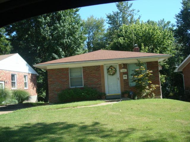 7540 Lindbergh Drive, SAINT LOUIS, MO 63117 