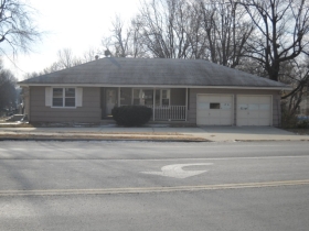 8700 KENTUCKY AVE, RAYTOWN, MO 64138 