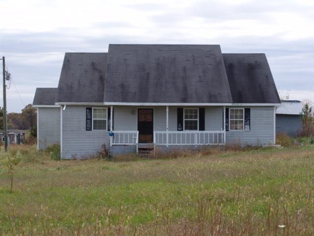 910 Hawk Pond, ELKLAND, MO 65644 