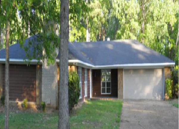 106 Poplar Drive, BRANDON, MS 39047