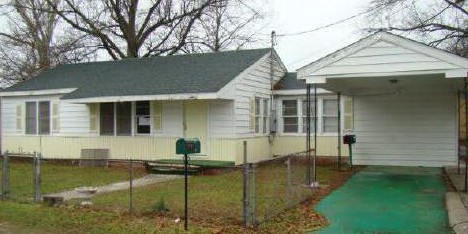 117 Clark Street, PICAYUNE, MS 39466