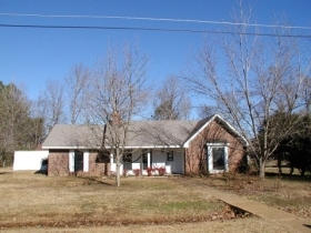 151 AUTUMN TRL, COLUMBUS, MS 39705 