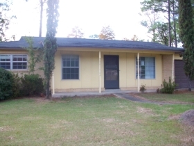 2307 LADNIER RD, GAUTIER, MS 39553 