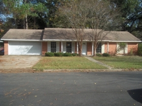334 SOUTHBROOK DR, JACKSON, MS 39211