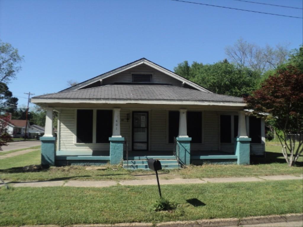 401 6th Avenue North, AMORY, MS 38821