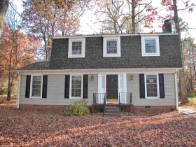 1 CHATEAU CT, GREENSBORO, NC 27407 