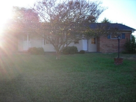 101 MIDWAY LANE, THOMASVILLE, NC 27360 