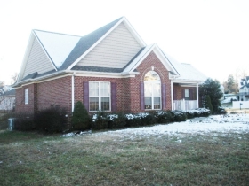 1143 CASTLE DR, GRAHAM, NC 27253 