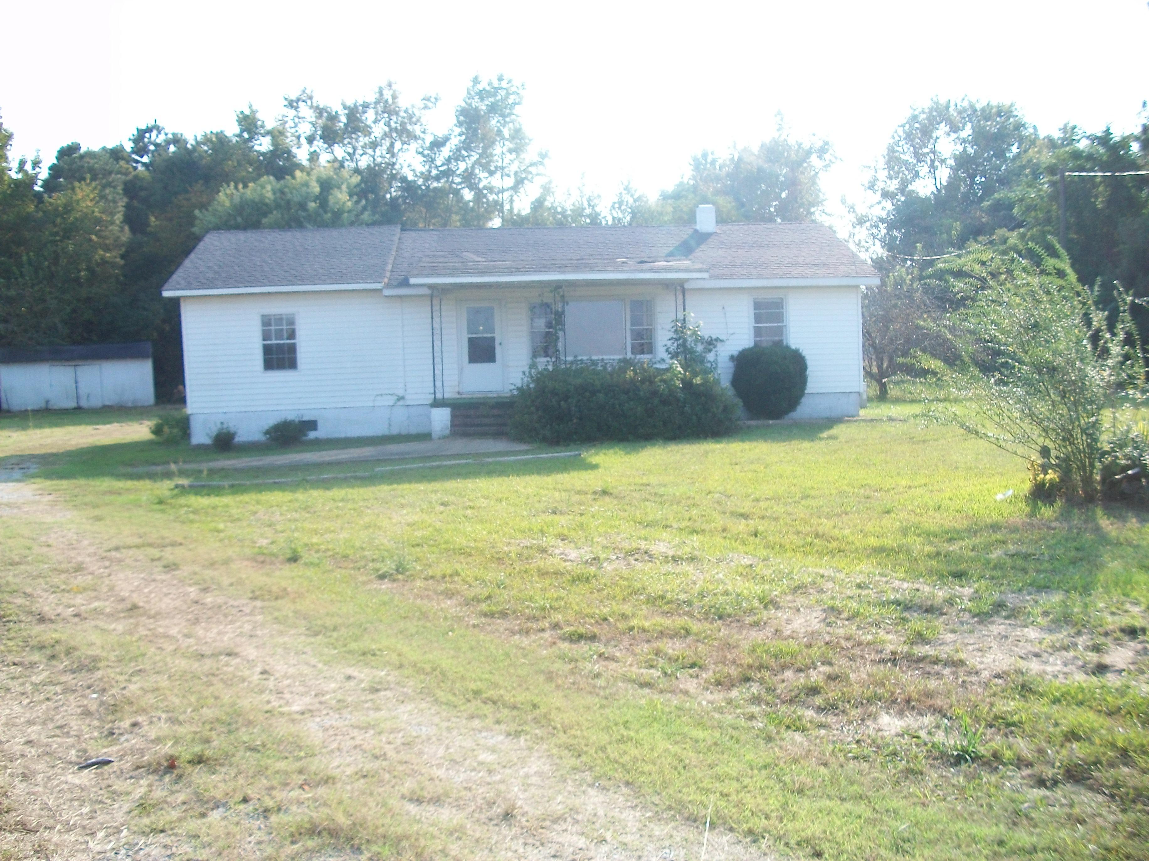 141 Lees Country Club Road, MOUNT OLIVE, NC 28365 