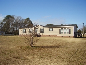 151 HUGHES DR, PLYMOUTH, NC 27962 