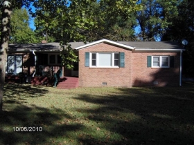 1702 WAKE STREET, NEW BERN, NC 28560 