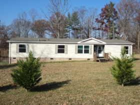 2156 BRADY LANE, HICKORY, NC 28601 