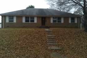 2540 BRIARGROVE DRI, CHARLOTTE, NC 28215 