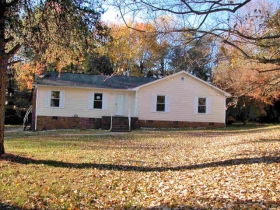 4 COLTSFOOT CRT, GREENSBORO, NC 27455 