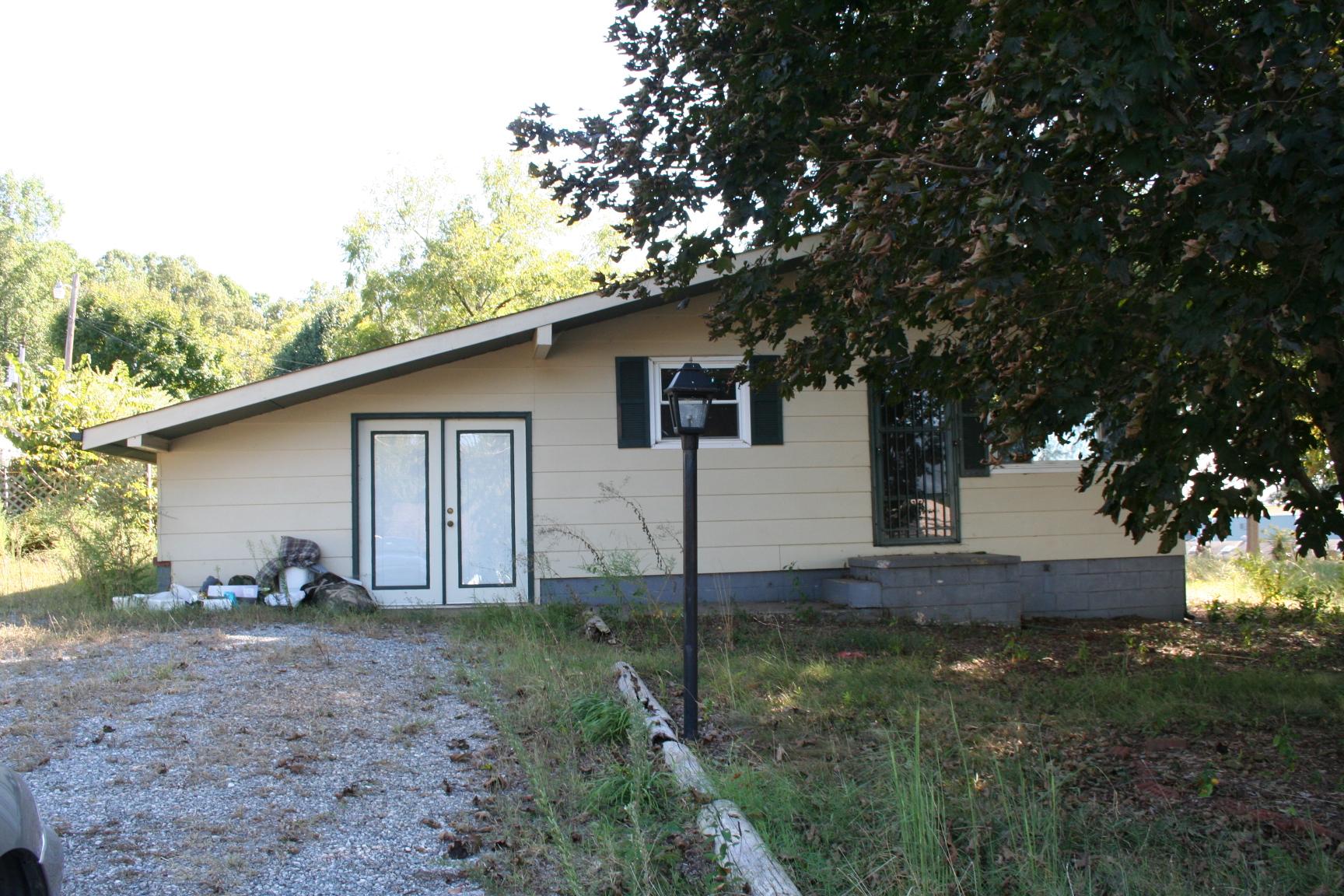 4 Pine Tree Drive, MAIDEN, NC 28650 