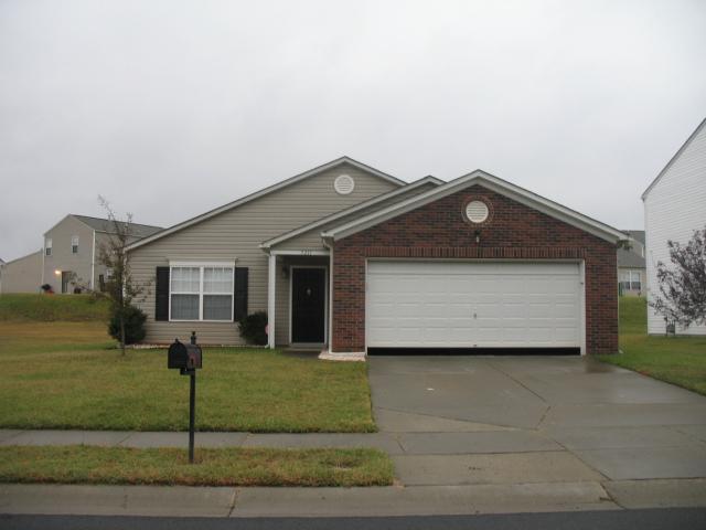 5211 Valcourt Road, CHARLOTTE, NC 28216 