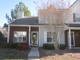 6090 COUGAR LN, CHARLOTTE, NC 28269 