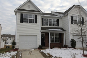 7582 ABIGAIL GLEN DR, CHARLOTTE, NC 28212 