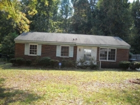 801 MILAN RD, CHARLOTTE, NC 28216 