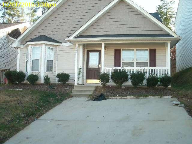 8249 Kings Creek Drive, CHARLOTTE, NC 28273 