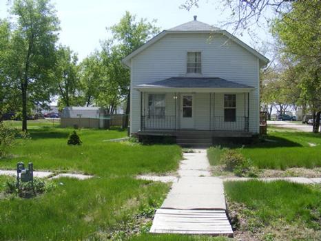 403 W 9TH ST, WOOD RIVER, NE 68883 Foreclosure