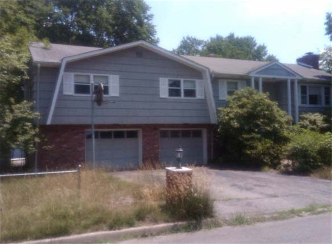 113 Elm Avenue, Pompton Lakes, NJ 07442 