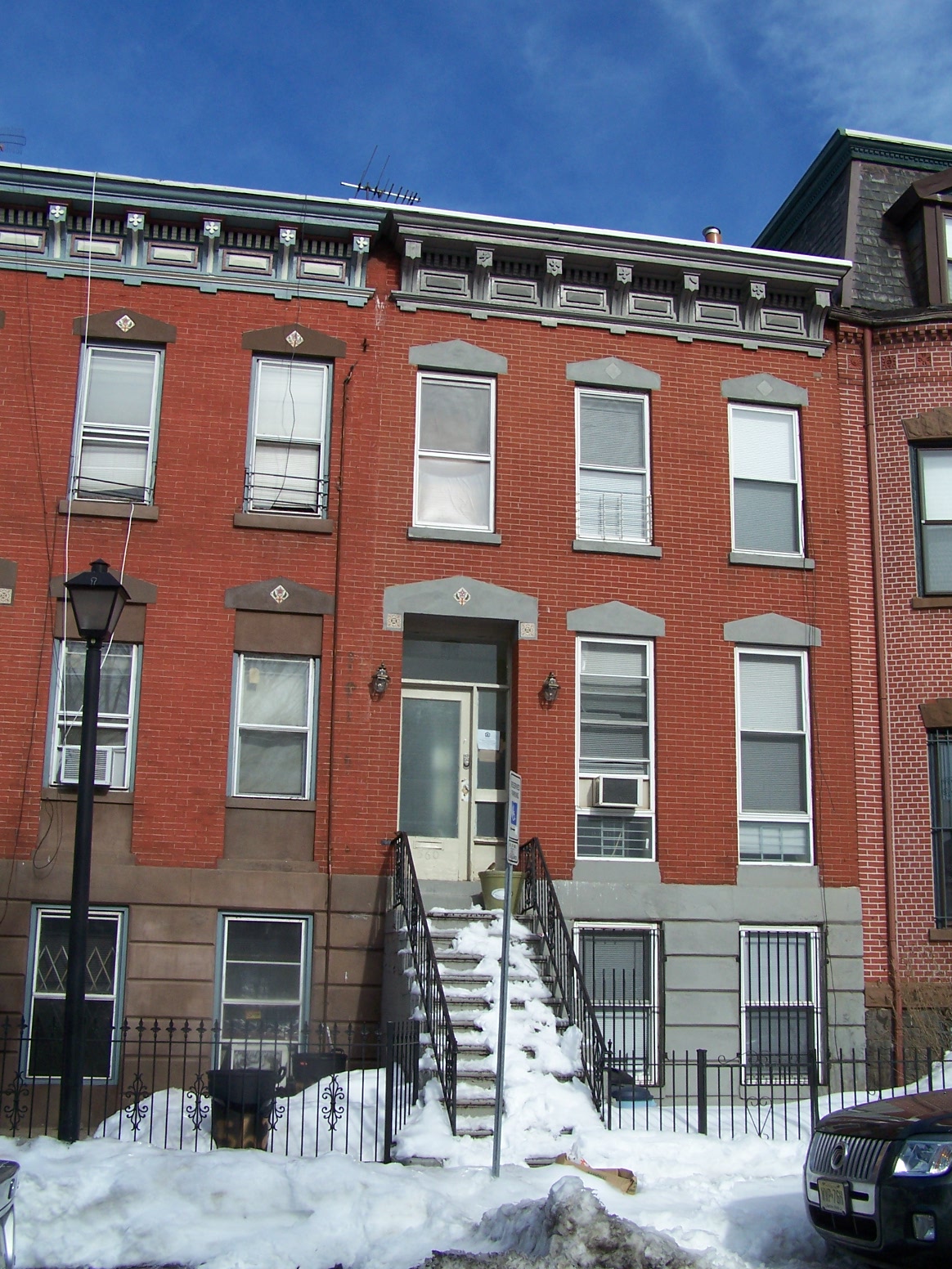 560 Bramhall Avenue, JERSEY CITY, NJ 07304 