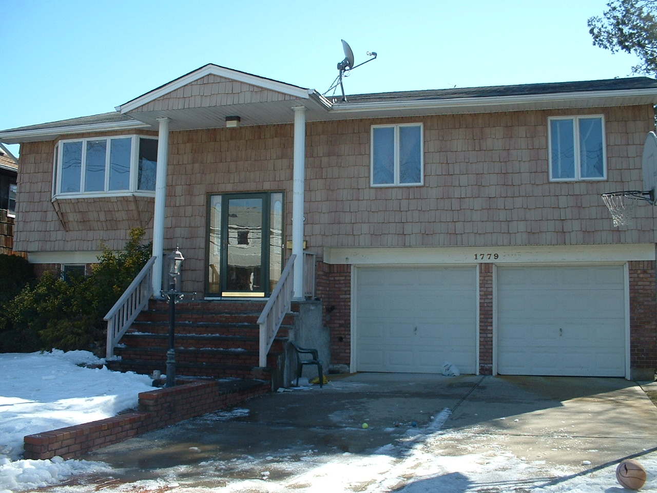 1779 Slocum St, Hewlett, NY 11557 Foreclosure