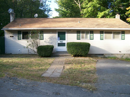 2 Indian Ave, Mahopac, NY 10541 