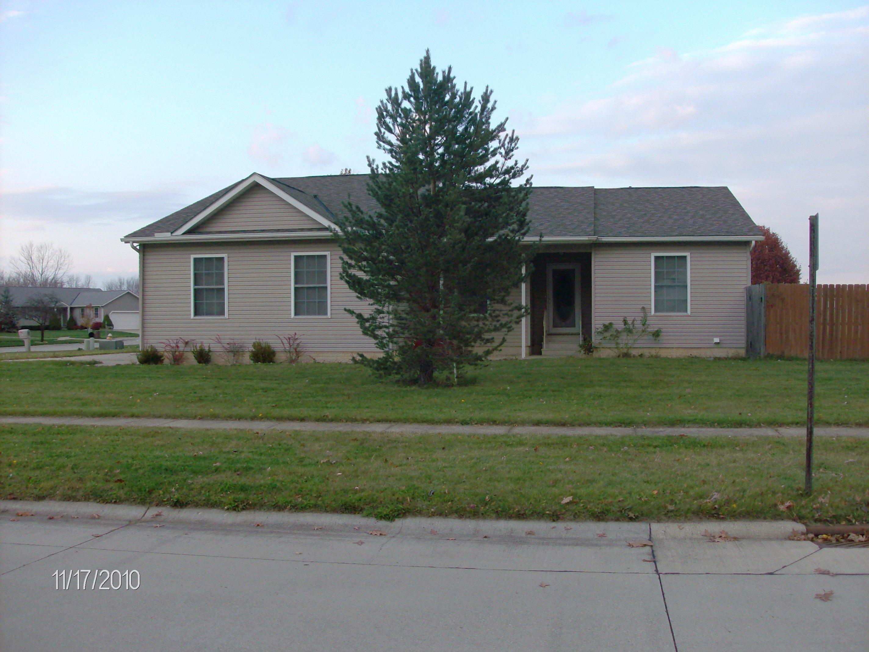 105 Raven Circle, ELYRIA, OH 44035 