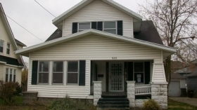 1127 Summit St, Findlay, OH 45840
