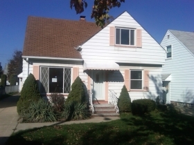 13021 Orme Rd, Cleveland, OH 44125 