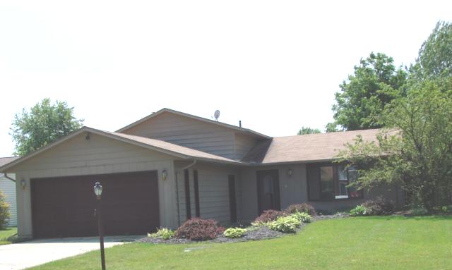 136 Bethesda Circle, ELYRIA, OH 44035 