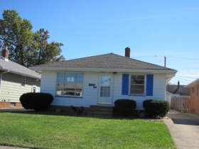 13720 Carpenter Rd, Garfield Heights, OH 44125 