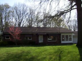 1401  HILLCREST DR, NILES, OH 44446 
