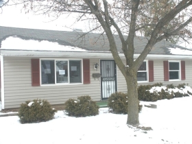 200 N MURRAY HILL RD, COLUMBUS, OH 43228 