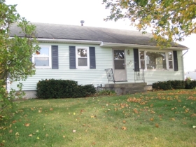 204 South Richards, Danville, OH 43014 