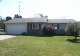 211 Maple DR, ST Paris, OH 43072 