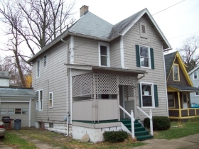 216 2nd St NE, MASSILLON, OH 44646