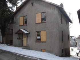 223 Mound St., Newark, OH 43055 