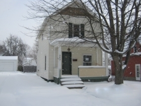 243 19th St. NW, Barberton, OH 44203 