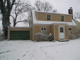 250 VALLEY VIEW DR, DAYTON, OH 45405 
