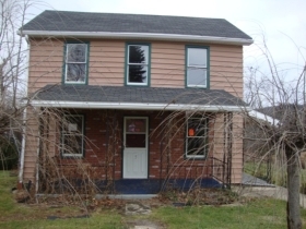 3 Hanover Rd, Salineville, OH 43945 