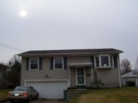 3027 Solar St NW, WARREN, OH 44485 